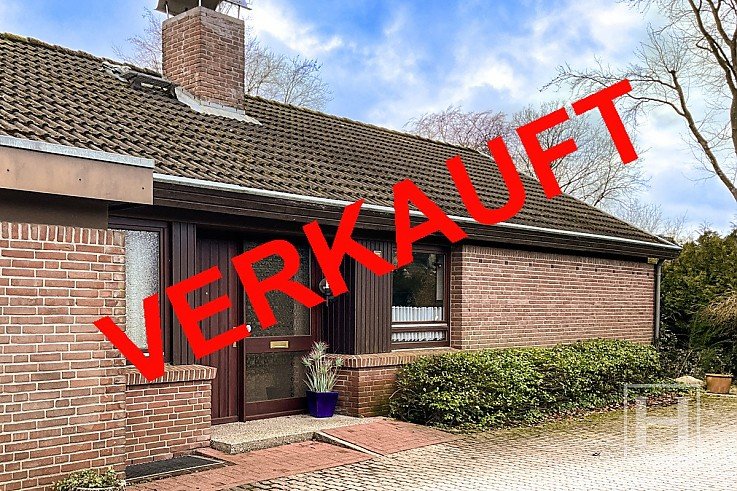 Foto Die Verk�ufer dieses sch�nen Winkelbungalows in Wahlstedt freuen sich ebenso wie die neuen Eigent�mer �ber die gute Zusammenarbeit und die erfolgreiche Vermarktung mit Hinrichsen Immobilien.<br>