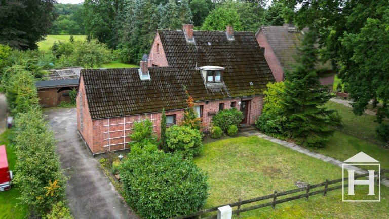 Vorderansicht Heidm�hlen Einfamilienhaus Familienhaus mit gro�em Grundst�ck