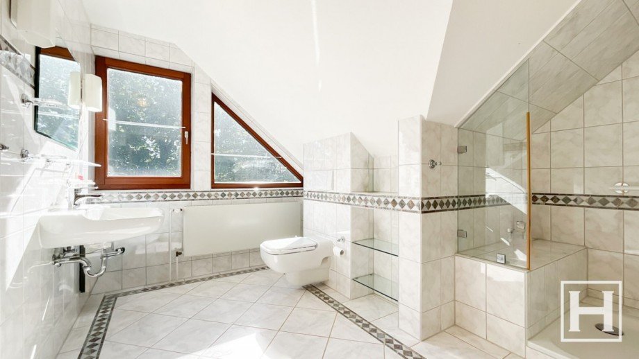 Badezimmer im Dachgeschoss Einfamilienhaus Itzstedt
