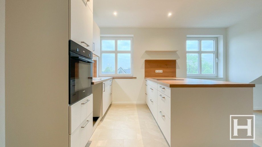 Moderne Einbauk�che Dachgeschosswohnung Sieversh�tten