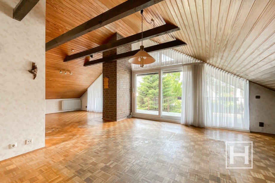 Wohnzimmer DG Zweifamilienhaus Hamburg