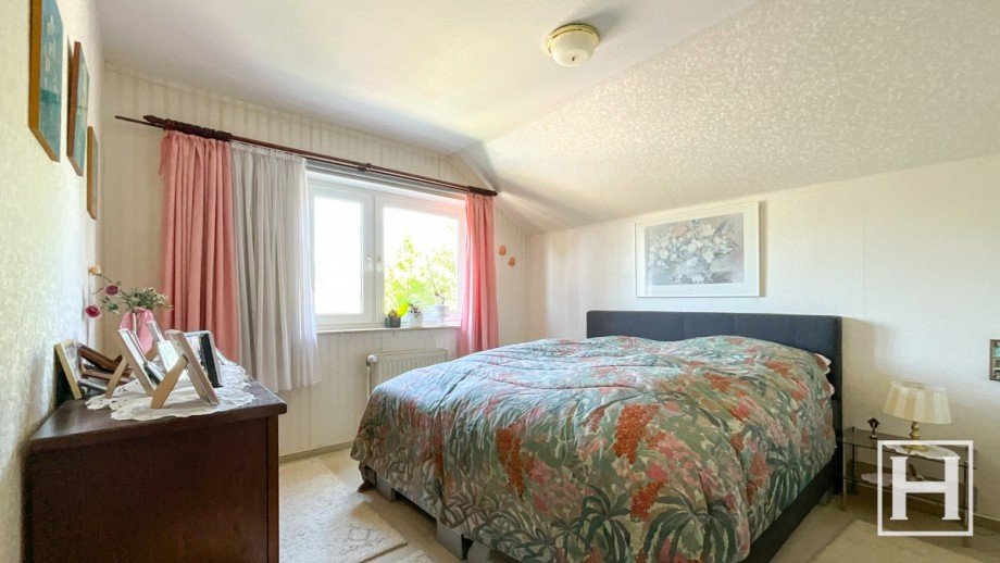 Gro�es Schlafzimmer Reihenmittelhaus Kaltenkirchen