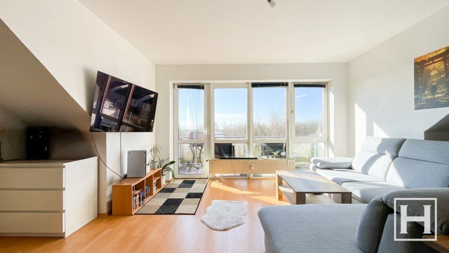 Ger�umiges Wohnzimmer Etagenwohnung Bad Segeberg