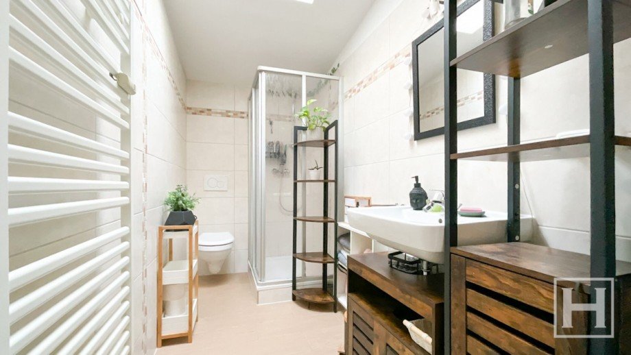 Modernisiertes Badezimmer Dachgeschosswohnung Bad Segeberg