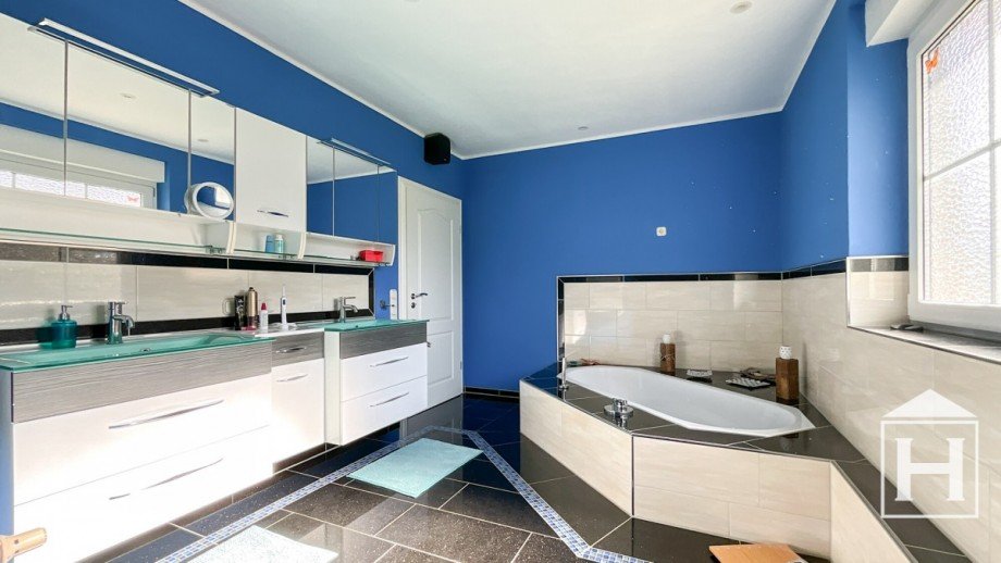 Hochwertiges Badezimmer Einfamilienhaus Struvenh�tten