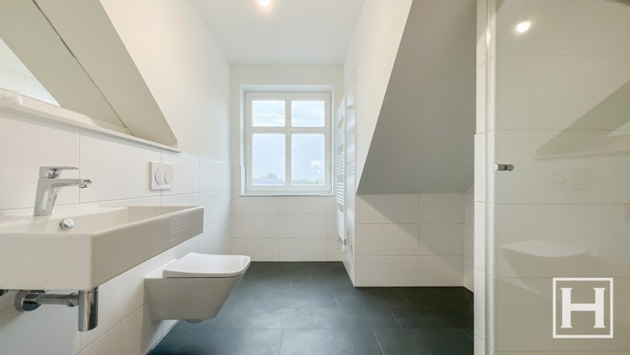 Duschbad Dachgeschosswohnung Sieversh�tten