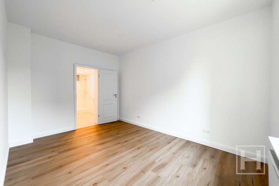 Gro�es Schlafzimmer mit eigenem Duschbad Erdgeschosswohnung Stuvenborn