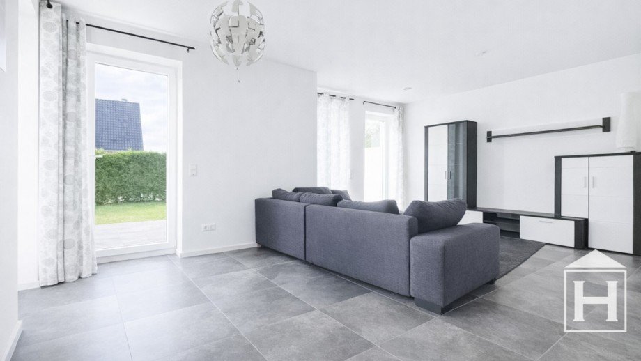 Ger�umiges Wohnzimmer Doppelhaush�lfte Trappenkamp