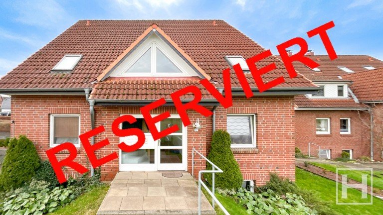 Hausansicht Bad Segeberg Erdgeschosswohnung Kapitalanlage in gepflegtem Mehrfamilienhaus