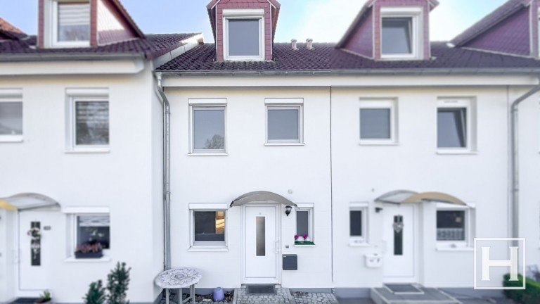 Vorderansicht Kaltenkirchen Reihenmittelhaus Hier beginnt Zuhause