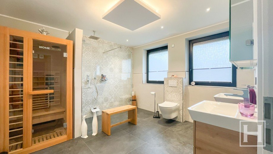 Badezimmer Einfamilienhaus Neum�nster