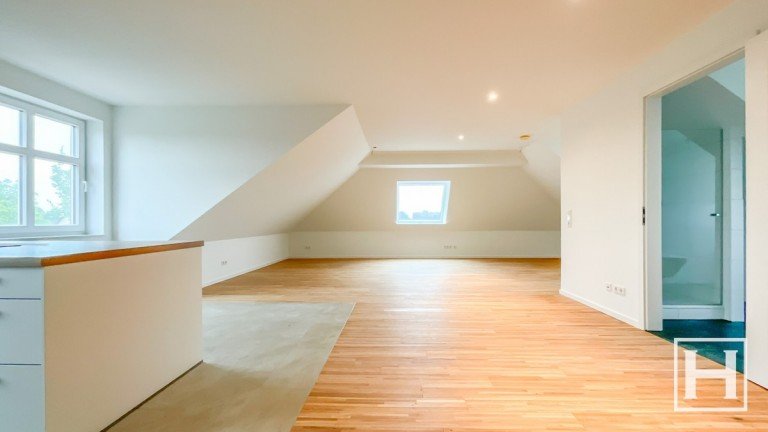  Sieversh�tten Dachgeschosswohnung Ihr Wohntraum im Herrenhaus
