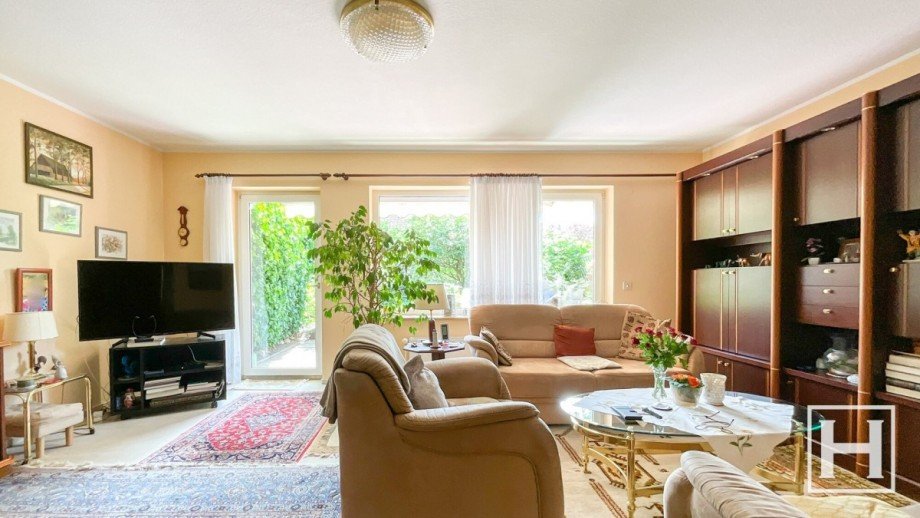 Gro�z�giges Wohnzimmer Reihenmittelhaus Kaltenkirchen