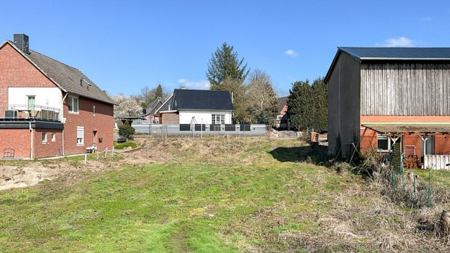 Blick auf das Grundst�ck Wohngrundst�ck Fahrenkrug